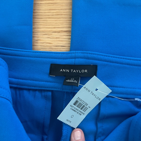 Ann Taylor Petite Sailor Flared Ankle Pants NWT - Picture 5 of 6